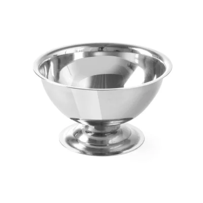 Cupa de inghetata cu picior