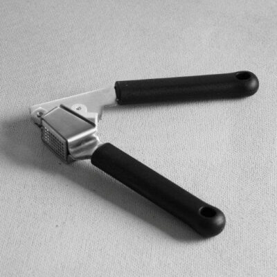 Presa pentru usturoi